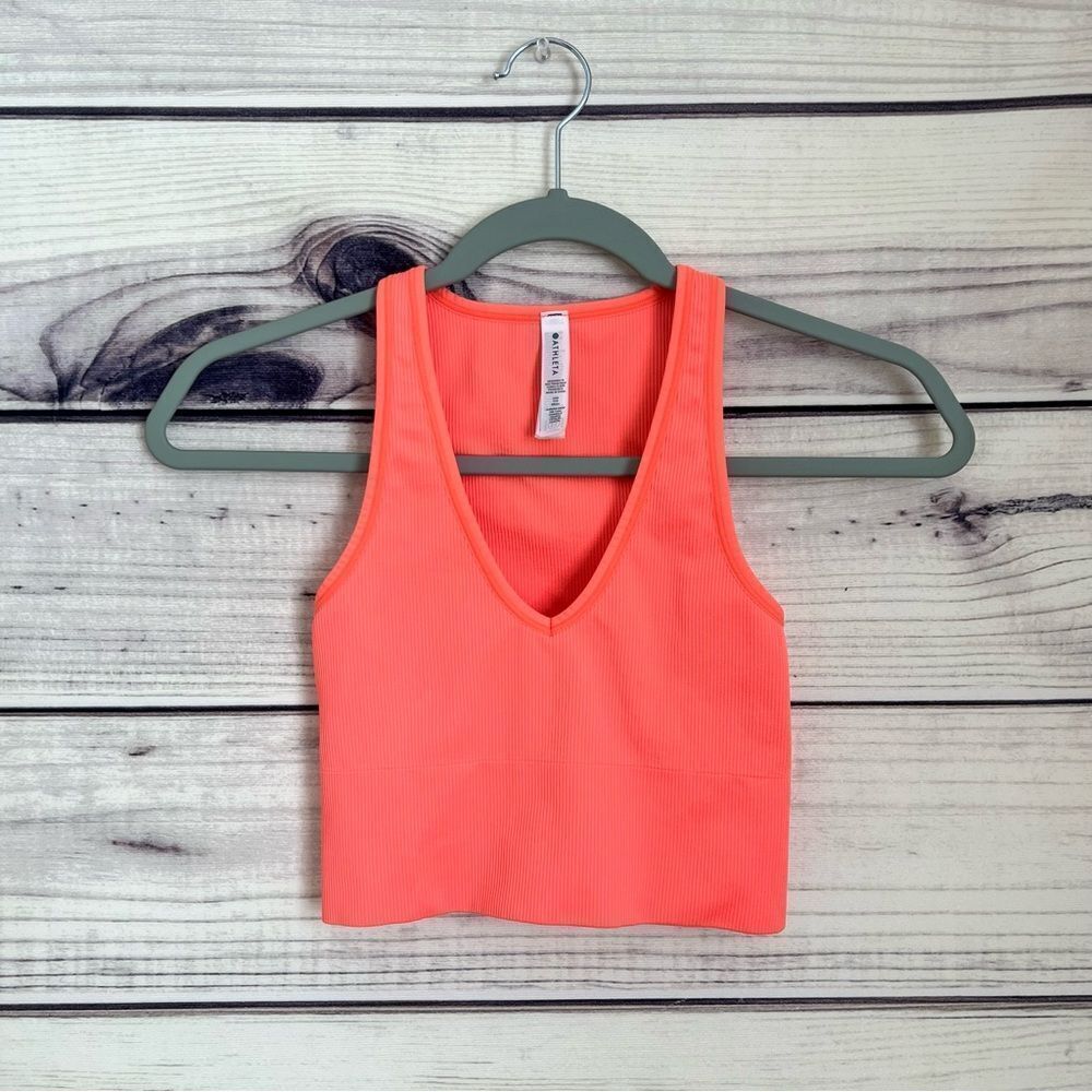 Athleta Aurora Coral Seamless Ribbed V Neck Crop Top